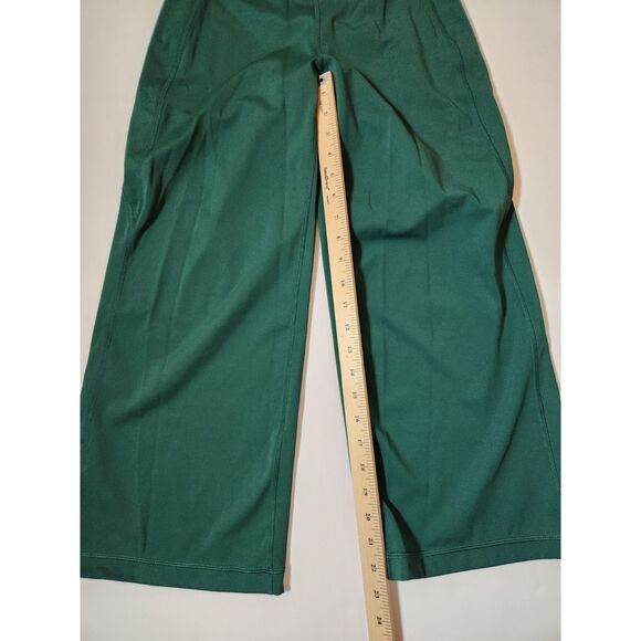 Tek Gear Ultra Stretch Capri Pants – Green, Women’s Small - Picture 3 of 6